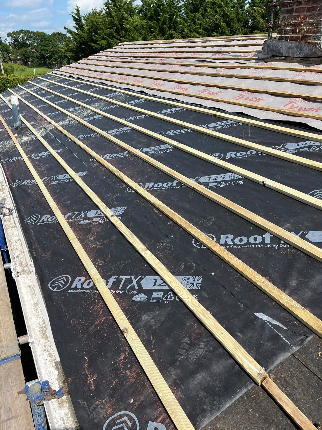 New battens laid over a breathable membrane